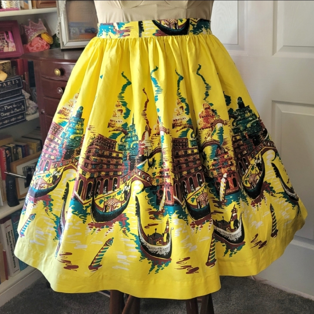 PinUp Girl Yellow Couture 3X Retired Venice Print Jenny Pug Skirt - Picture 12 of 15